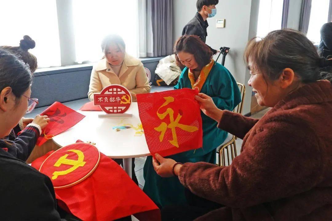 建功大安·十大最美人物 最美人民教师江国安：躬耕乡村不渝志 乐守初心育桃李